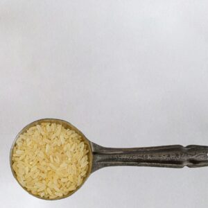 Raw rice grains